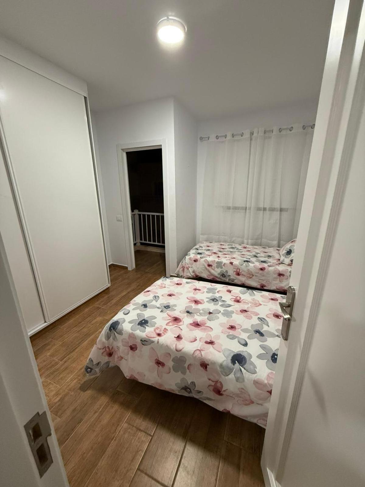 Casa Ma Apartment Арона Екстериор снимка